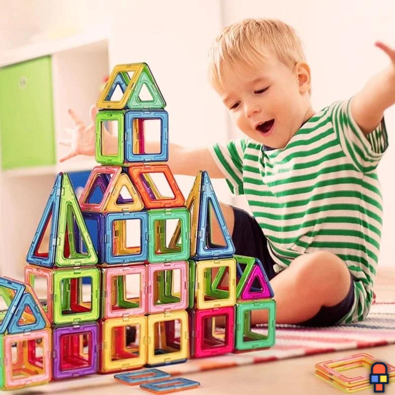 Jeu de construction magnétique coloré