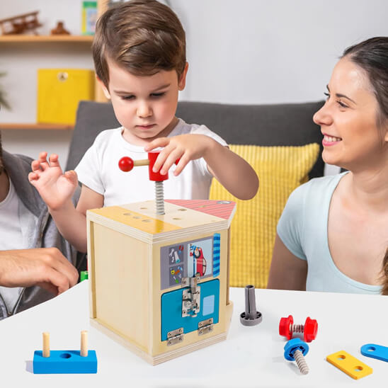 jeu de construction en bois boulons garcon