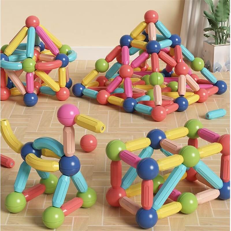Jeu de construction magnétique coloré et varié